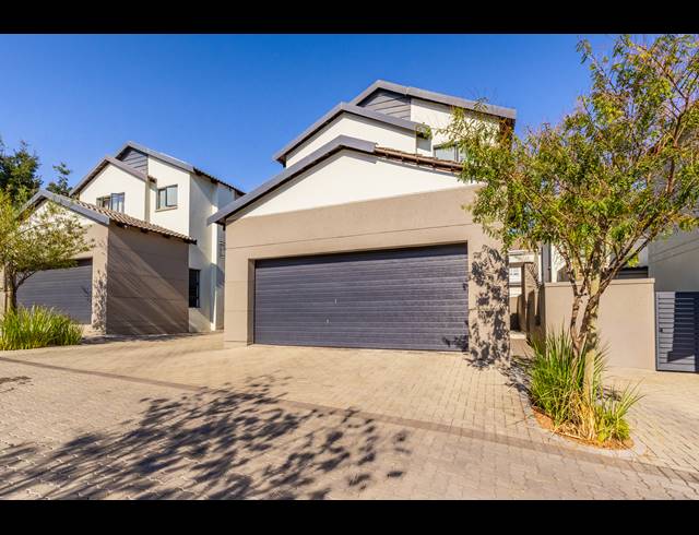3 BEDROOM TOWNHOUSE FOR SALE IN CRAIGAVON